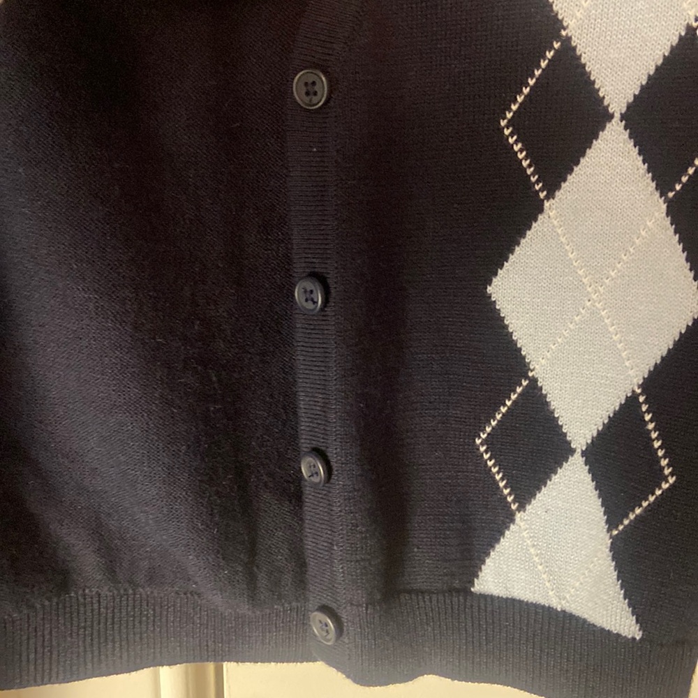 Brandy Melville sweater - Picture 3 of 3